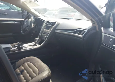 2014 Ford Fusion Se z USA, uszkodzony, nr VIN 1FA6P0H72E5401332